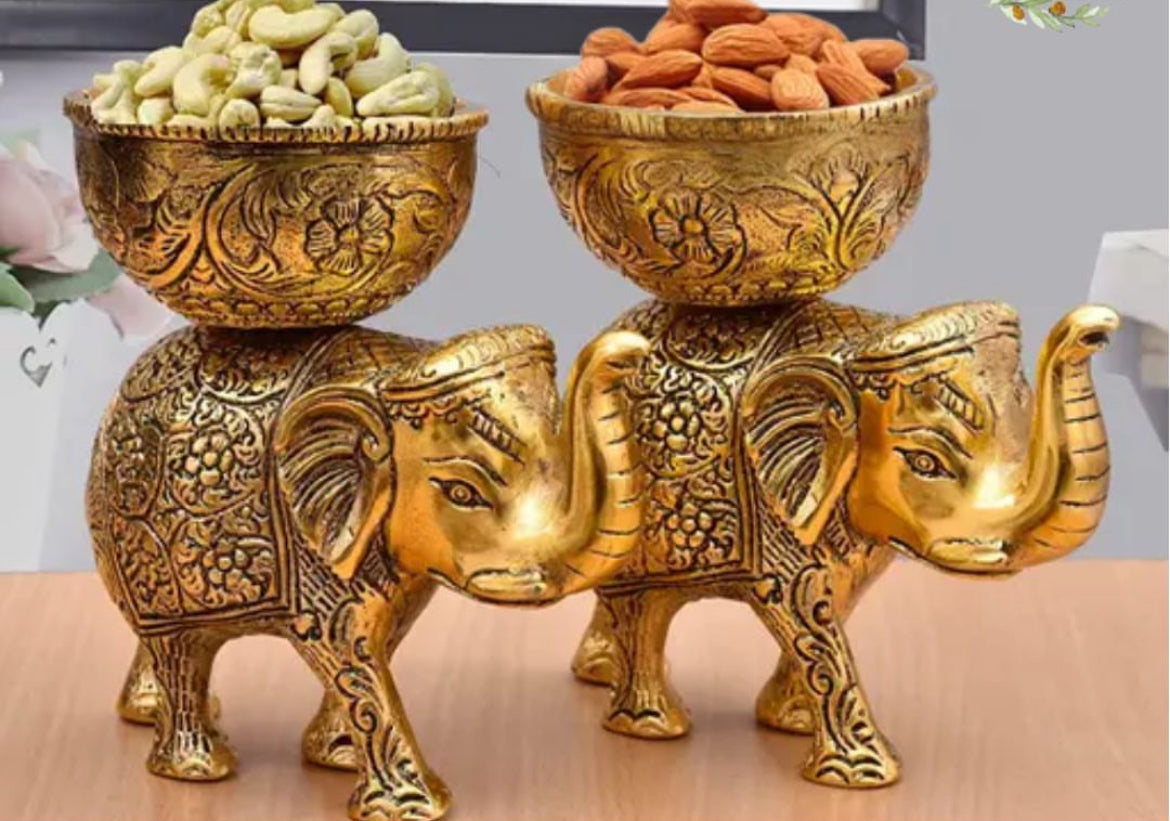 Elephant dry fruit set