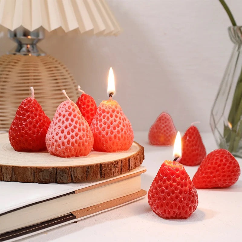 Strawberry Candle 21gms