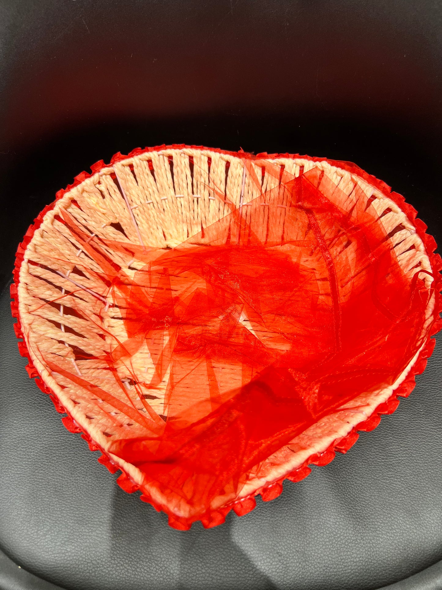 Valentine basket (medium)